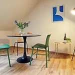 Daire Homie Paradeplatz - Wuerzburger Innenstadt *