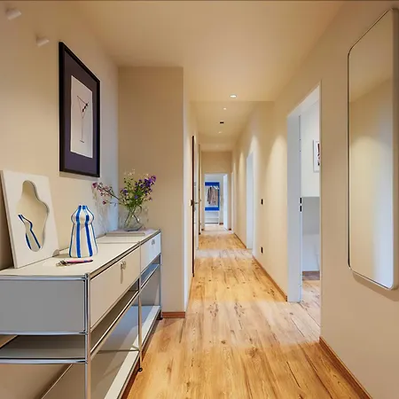 Homie Am Paradeplatz In Der Wuerzburger Innenstadt *