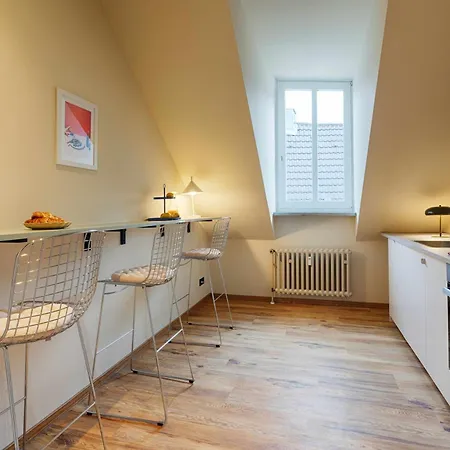 Homie Am Paradeplatz In Der Wuerzburger Innenstadt Apartment