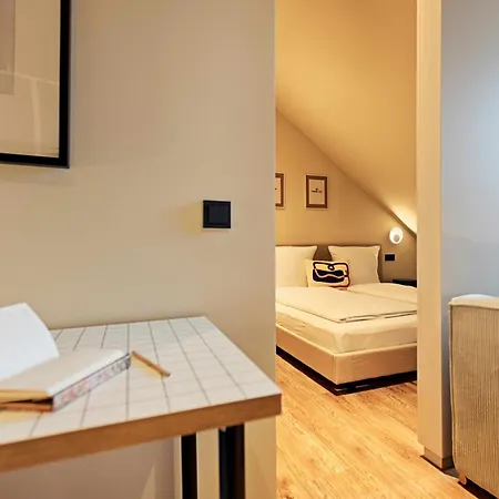 Homie Am Paradeplatz In Der Wuerzburger Innenstadt *