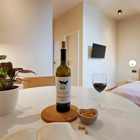 Homie Am Paradeplatz In Der Wuerzburger Innenstadt